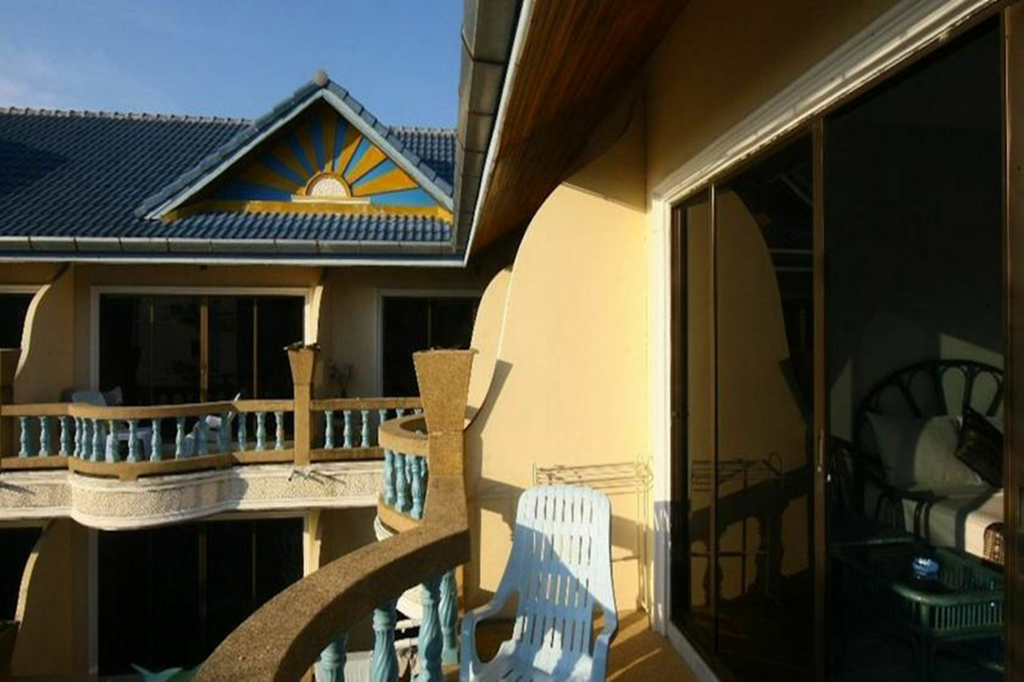 Patong Sunbeach Mansion المظهر الخارجي الصورة