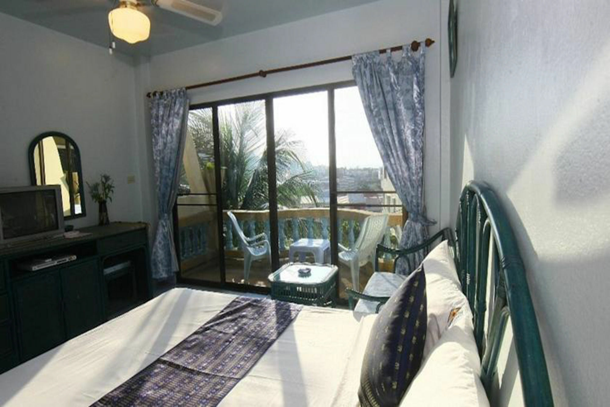 Patong Sunbeach Mansion المظهر الخارجي الصورة